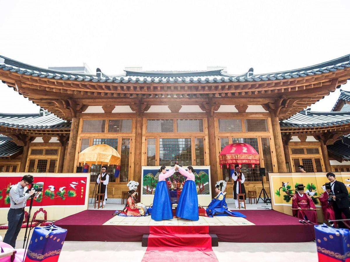 Gyeongwonjae Ambassador Incheon Associated With Accor Hotell Exteriör bild